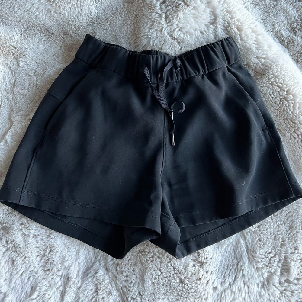 Lululemon black shorts